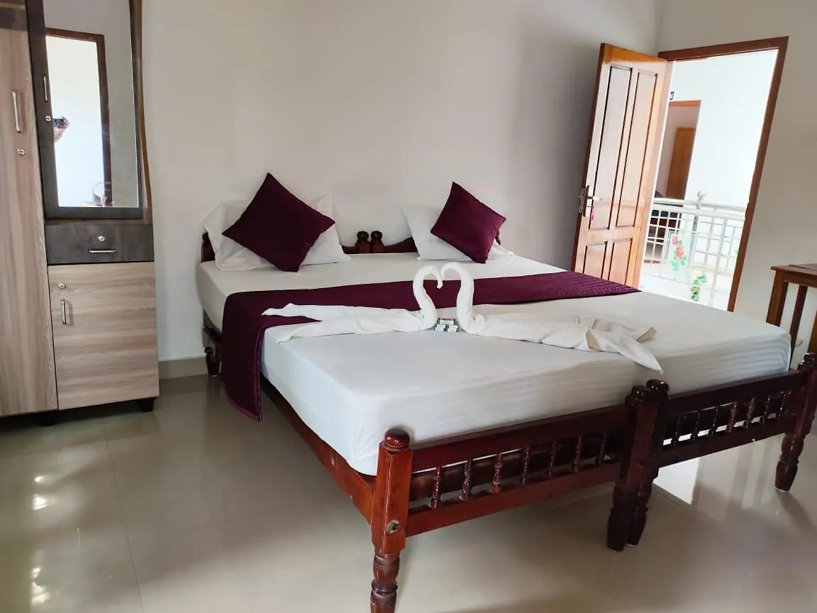 Le Coco Beach Resort Varkala Cliff 0*,  India